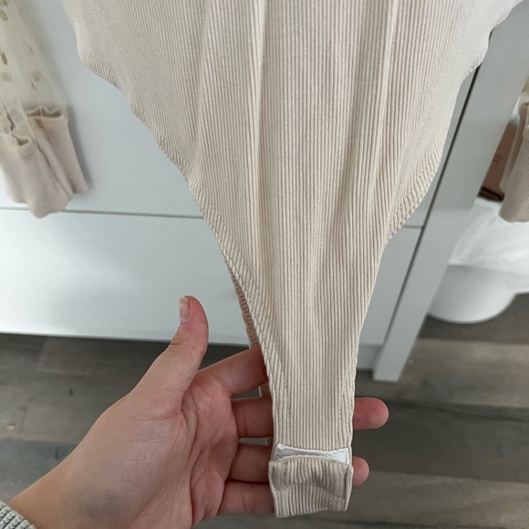 Cream Bodysuit - Picture 4 of 4